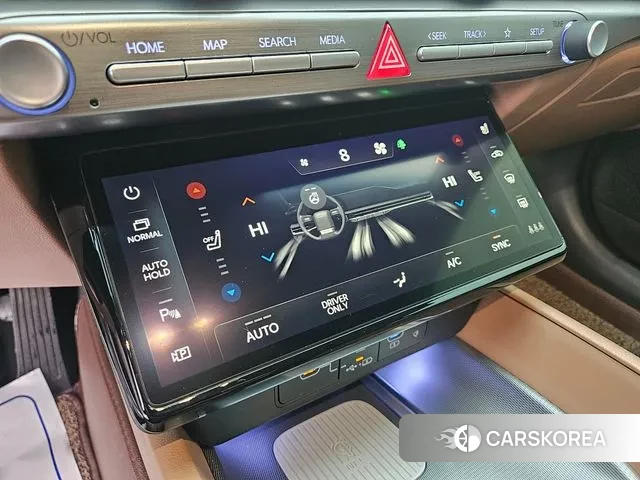 Hyundai Grandeur Hybrid (GN7) 2023 Белый из Кореи, фото 3