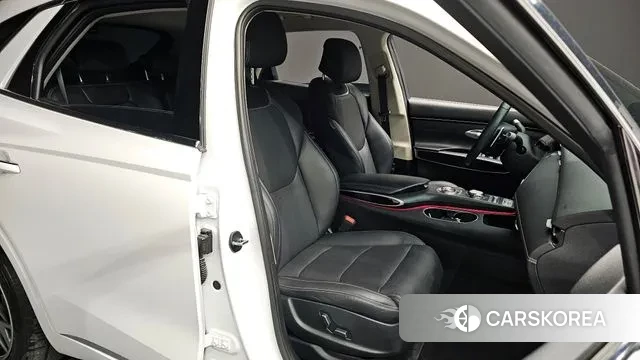 Genesis GV70 2022 Белый из Кореи, фото 3