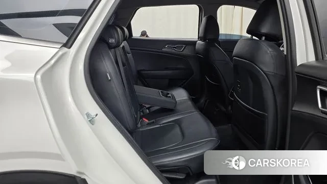 Kia Sportage 5th Generation 2023 Белый из Кореи, фото 3