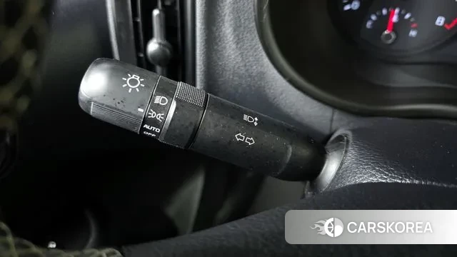 Kia Morning Urban (JA) 2023 Жемчужный цвет из Кореи, фото 3