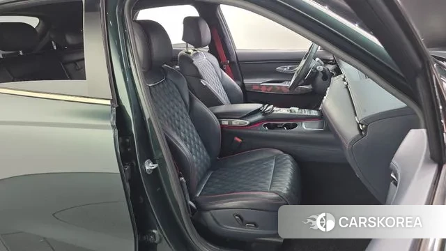 Genesis GV70 2021 Темно-зеленый из Кореи, фото 3