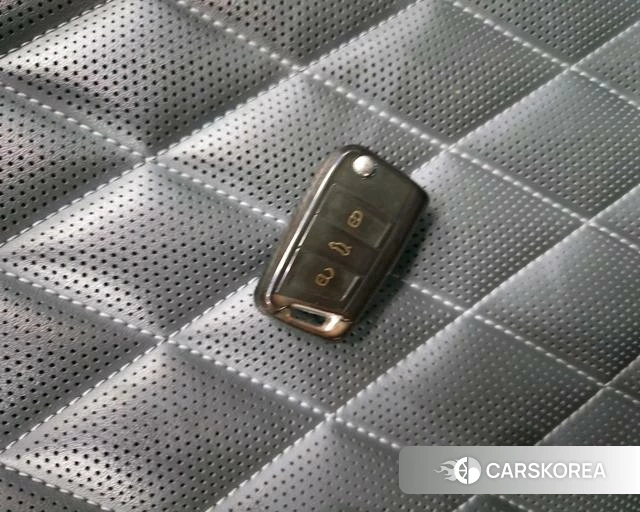 Volkswagen Sagitar 2024 Черный из Китая, фото 3