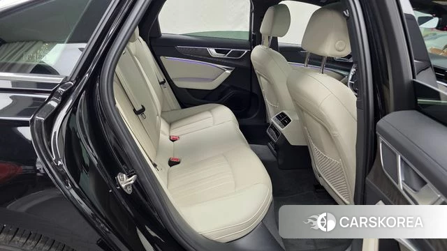 Audi A6 (C8) 2023 Черный из Кореи, фото 3
