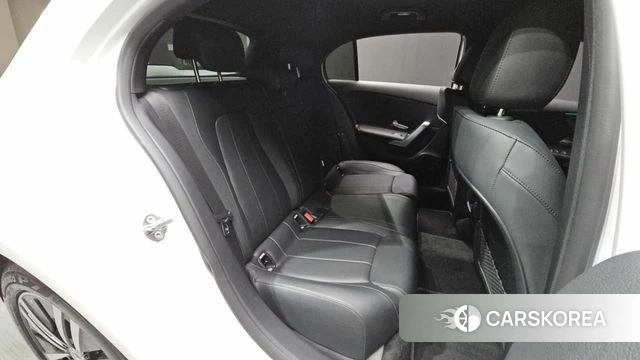 Mercedes-Benz A-Class W177 2022 Белый из Кореи, фото 3