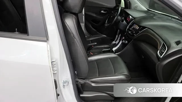 Chevrolet (GM Daewoo) The New Trax 2021 Белый из Кореи, фото 3