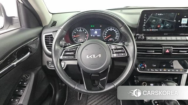 Kia Seltos 2021 Белый из Кореи, фото 3