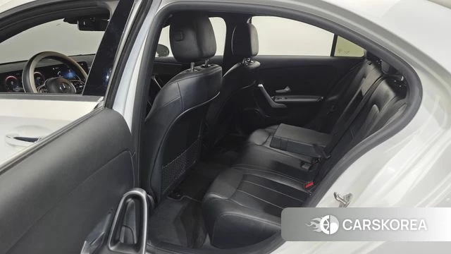 Mercedes-Benz A-Class W177 2022 Белый из Кореи, фото 3