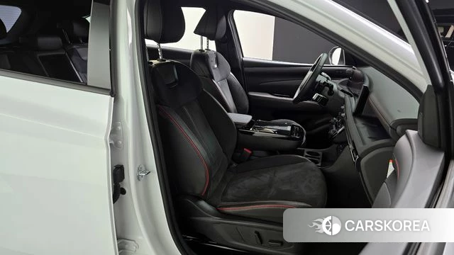 Hyundai The New Tucson Hybrid (NX4) 2024 Белый из Кореи, фото 3