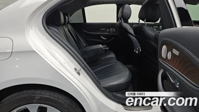 Mercedes-Benz E-Class W213 2020 Белый из Кореи, фото 3