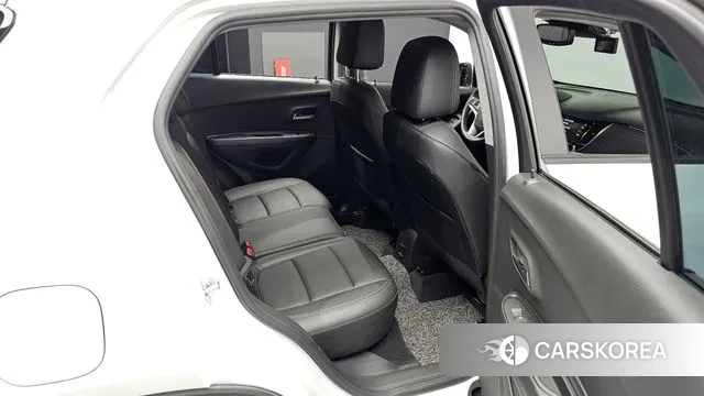 Chevrolet (GM Daewoo) The New Trax 2022 Белый из Кореи, фото 3