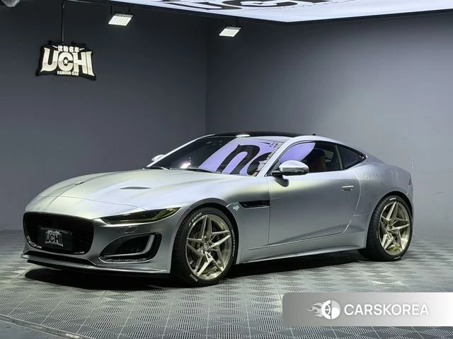 Jaguar F-TYPE 2024 Серебристо-серый из Китая, фото 3