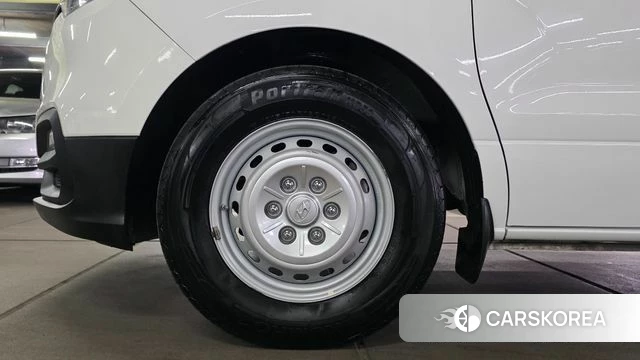 Hyundai The New Grand Starex 2019 Белый из Кореи, фото 3