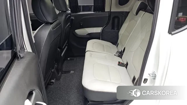 Kia The New Kia Ray EV 2023 Белый из Кореи, фото 3