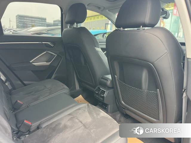 Audi Q3 2023 Белый из Китая, фото 3