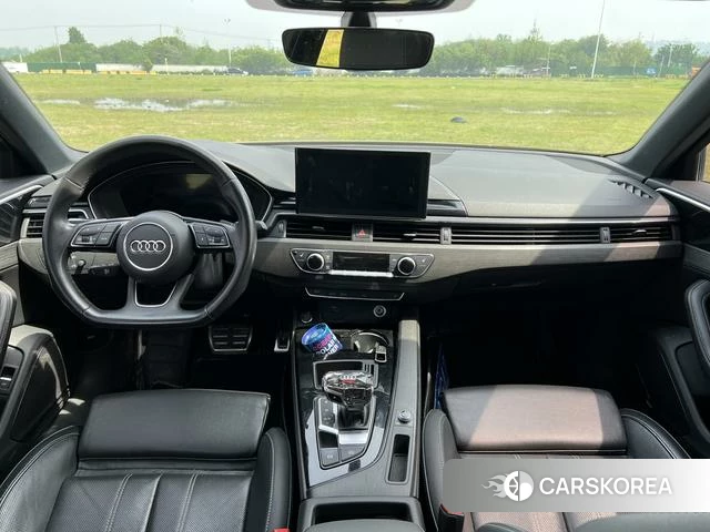 Audi A4L 2024 Темно-серый из Китая, фото 3