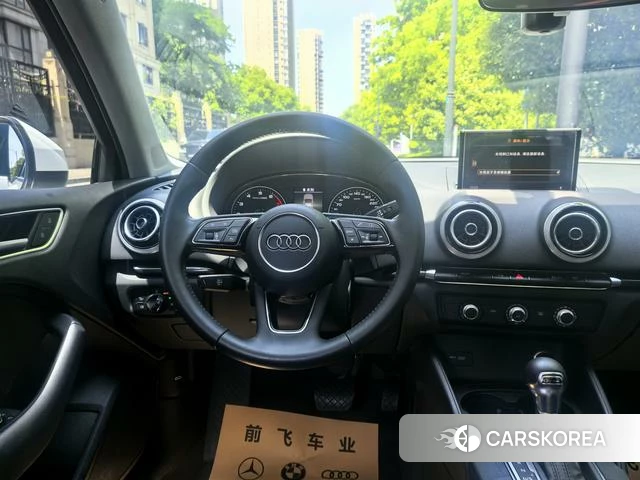 Audi A3 2021 Белый из Китая, фото 3
