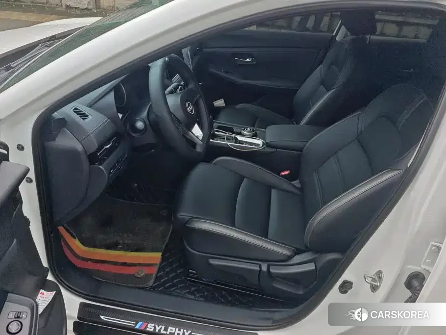 Nissan Sylphy 2026 Белый из Китая, фото 3