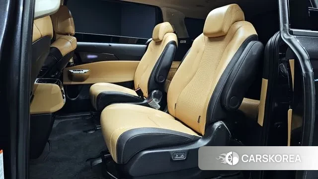 Kia Carnival 4th generation 2023 Серый из Кореи, фото 3