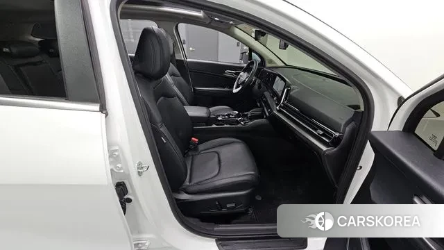 Kia Sportage 5th Generation 2021 Белый из Кореи, фото 3