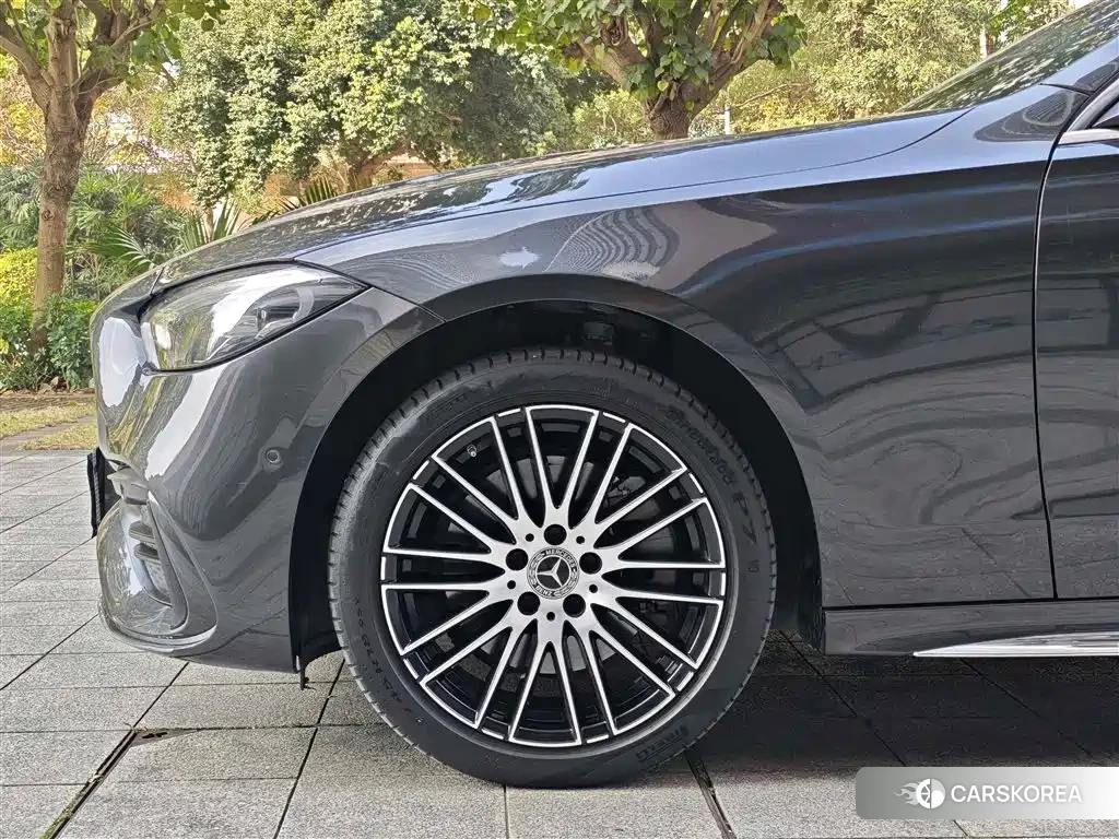 Mercedes-Benz C-class 2024 Silver/gray из Китая, фото 3