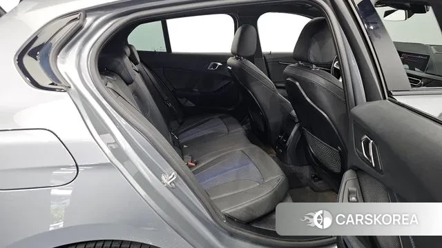 BMW 1 Series (F40) 2023 Серый из Кореи, фото 3