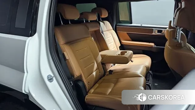 Hyundai Santa Fe (MX5) 2023 Белый из Кореи, фото 3