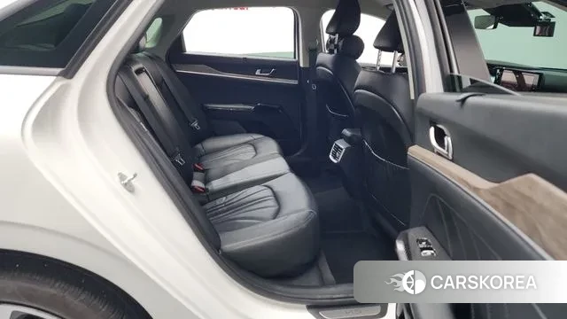 Kia K5 3rd generation 2023 Белый из Кореи, фото 3