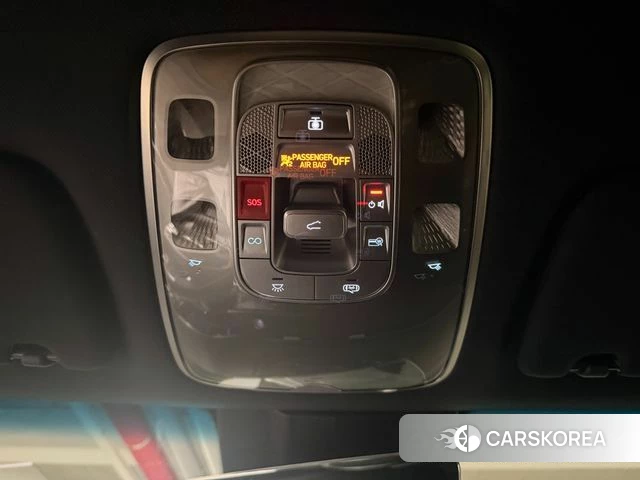 Genesis GV70 2022 Белый из Кореи, фото 3