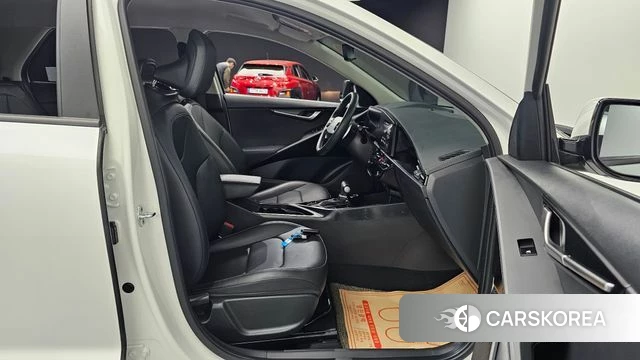 Kia Di Ol Nu Niro 2022 Белый из Кореи, фото 3