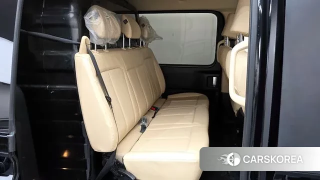 Hyundai Staria 2021 Черный из Кореи, фото 3