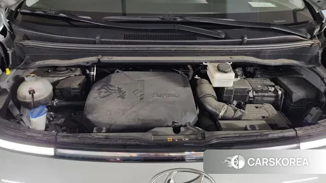 Hyundai Staria 2021 Серебристо-серый из Кореи, фото 3