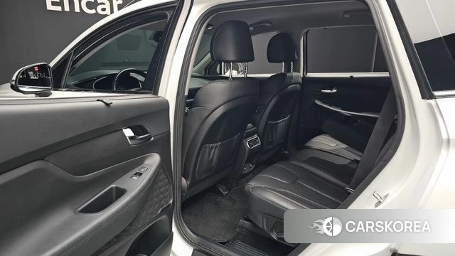 Hyundai The New Santa Fe 2022 Белый из Кореи, фото 3