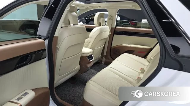 Hyundai Grandeur (GN7) 2023 Белый из Кореи, фото 3