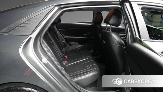 Hyundai Avante Hybrid (CN7) 2022 Серый из Кореи, фото 3