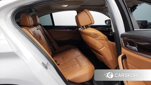 BMW 5 Series (G30) 2020 Белый из Кореи, фото 3