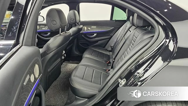 Mercedes-Benz E-Class W213 2022 Черный из Кореи, фото 3
