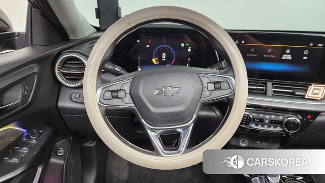 Chevrolet (GM Daewoo) Trax Crossover 2024 Черный из Кореи, фото 3