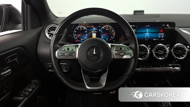 Mercedes-Benz GLA - Class H247 2023 Черный из Кореи, фото 3