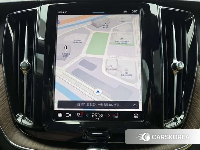 Volvo XC60 second Generation 2024 Серый из Кореи, фото 3