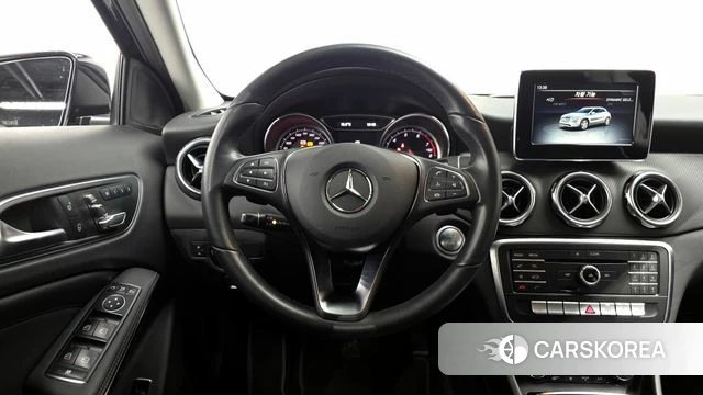Mercedes-Benz GLA-Class X156 2018 Черный из Кореи, фото 3