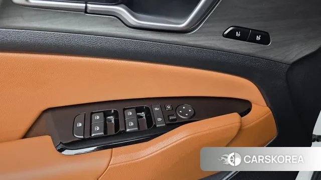 Kia Sportage 5th Generation Hybrid 2024 Белый из Кореи, фото 3