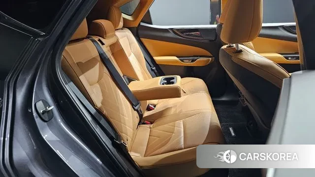 Lexus NX350h Second generation 2023 Серый из Кореи, фото 3