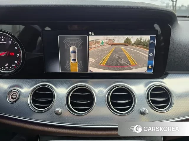 Mercedes-Benz E-Class W213 2020 Белый из Кореи, фото 3