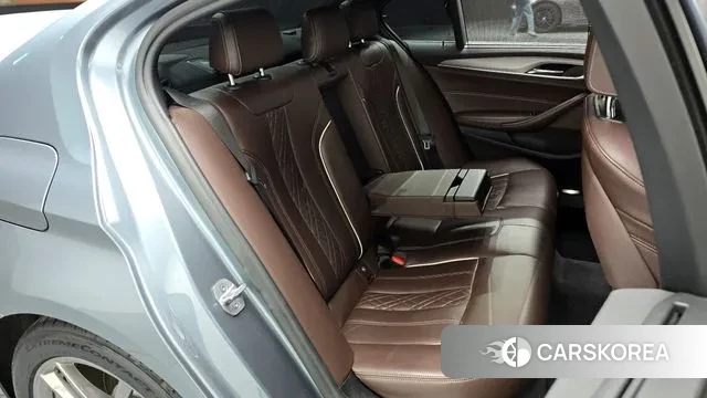 BMW 5 Series (G30) 2019 Серый из Кореи, фото 3
