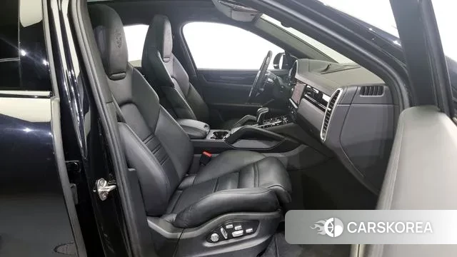 Porsche Cayenne (PO536) 2020 Черный из Кореи, фото 3