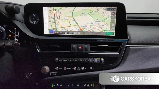 Lexus ES300h 7th generation 2023 Серый из Кореи, фото 3