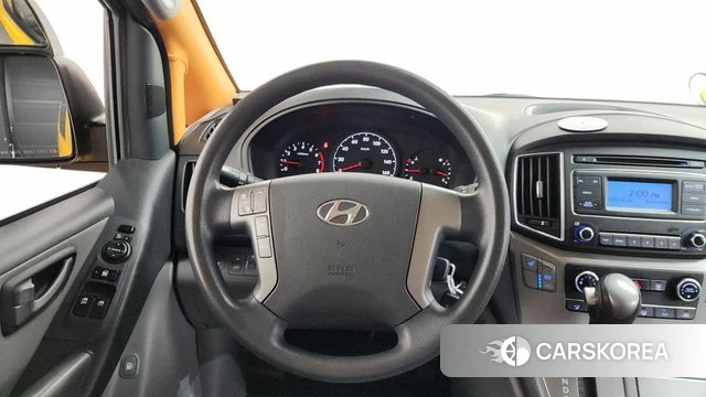 Hyundai The New Grand Starex 2018 Желтый из Кореи, фото 3