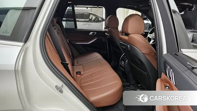 BMW X5 (G05) 2022 Белый из Кореи, фото 3