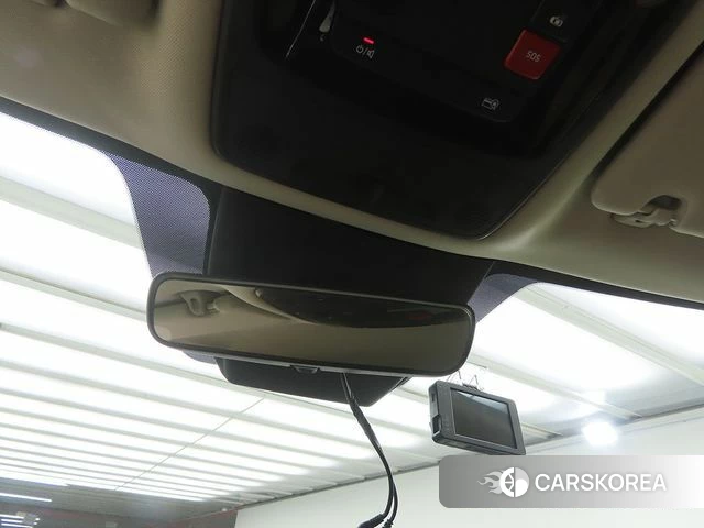 Kia Carnival 4th generation 2022 Серебряный из Кореи, фото 3