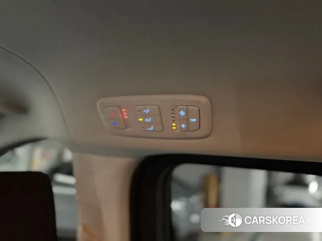 Hyundai Staria 2021 Черный из Кореи, фото 3